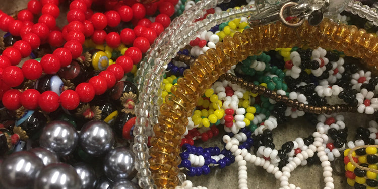 baubles & buttons