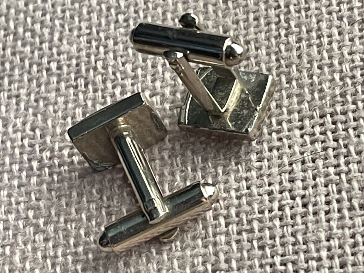 Vintage Equestrian Cuff Links Horse Head Encased In Shadow Box Style