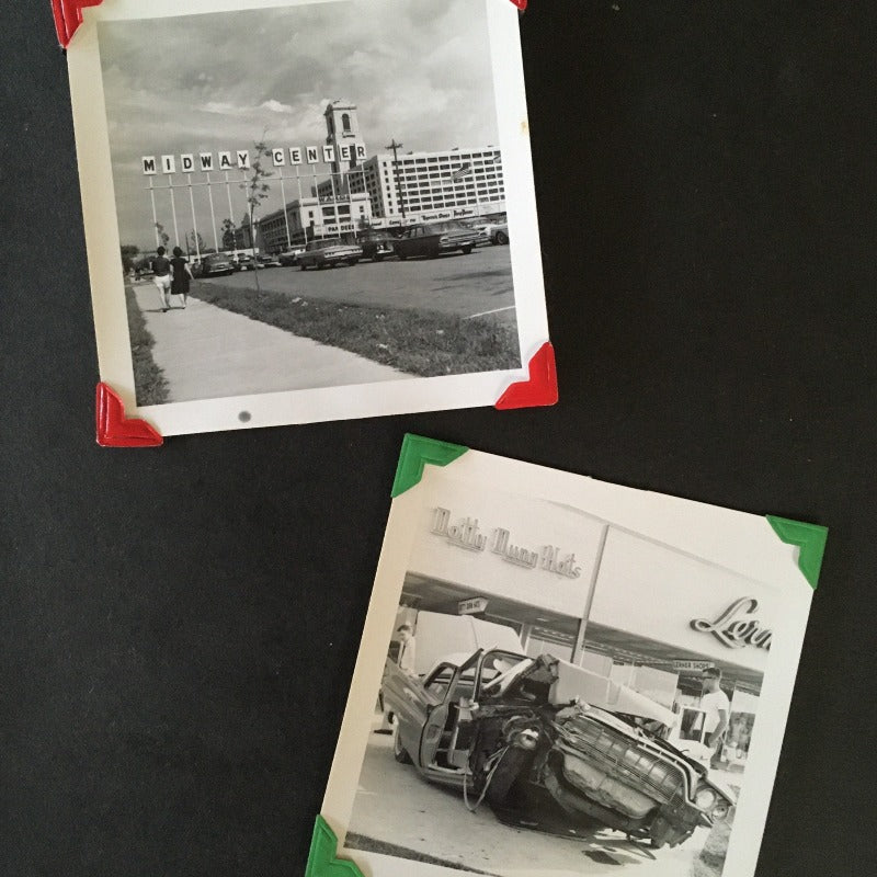 24 vintage gummed photo corners in black, white, or red