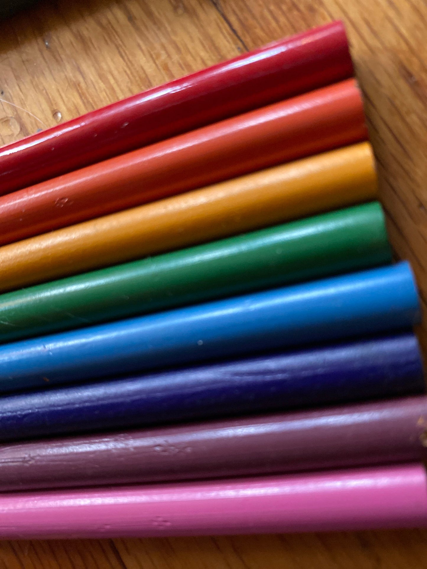 Stash builder: a yard-long rainbow of colored pencils