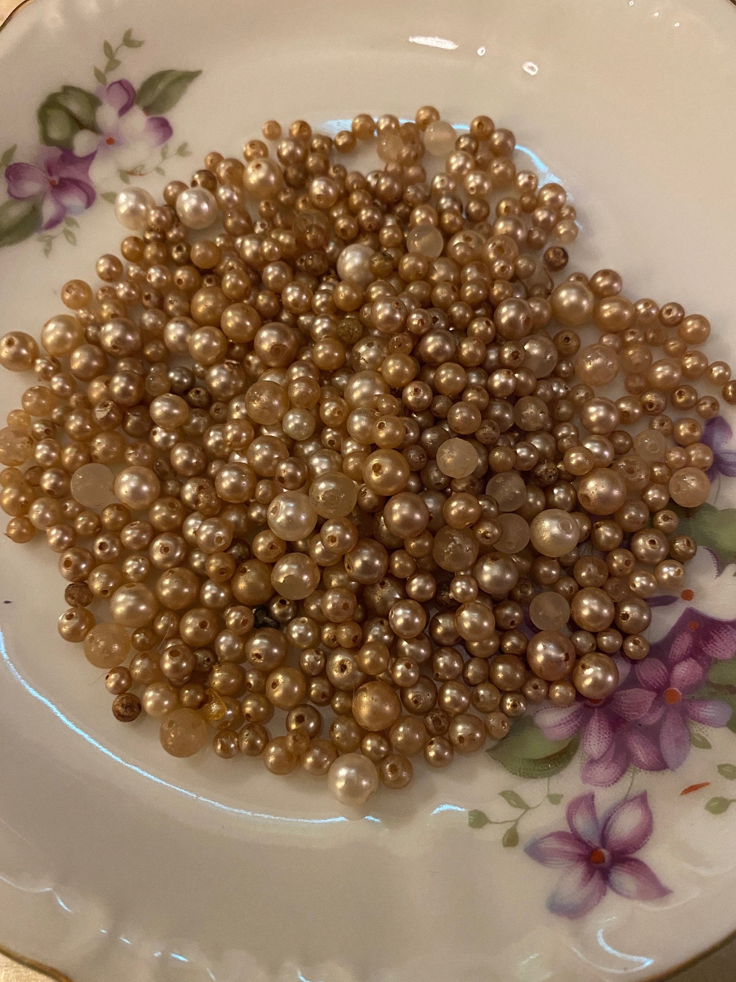 2 ounces of faux pearls (vintage & antique glass) / secondhand-sourced creative supplies / jewelry and beading supply