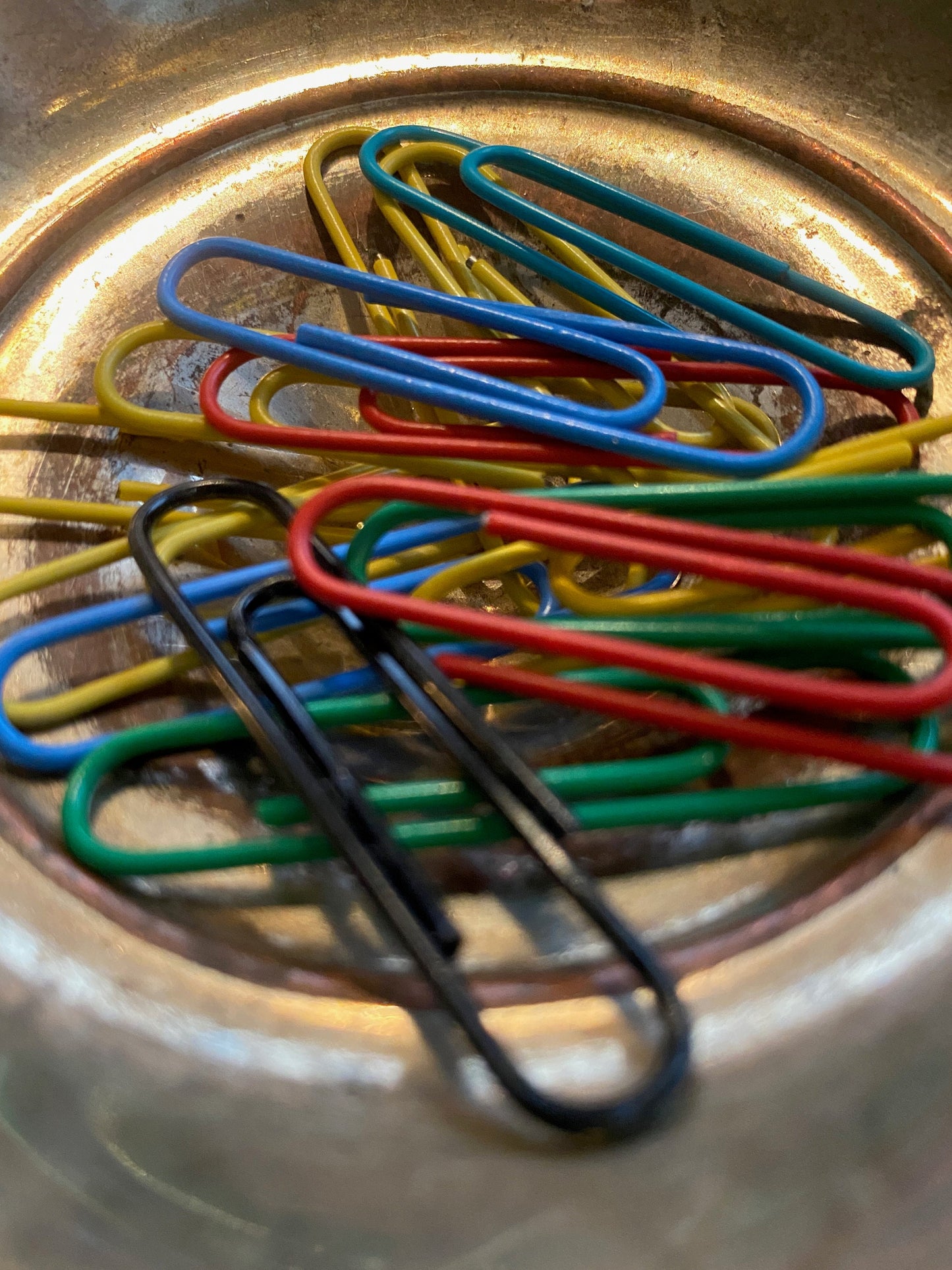 Rainbow of paper clips / dozen small or half-dozen jumbo / 80s loveliness / secondhand sourced = embodied energy & matter, ethical office supply