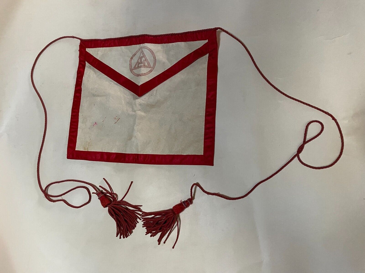 Masonic Knight Mason Regalia Apron Red Silk Trim Lambs Skin Leather Tr