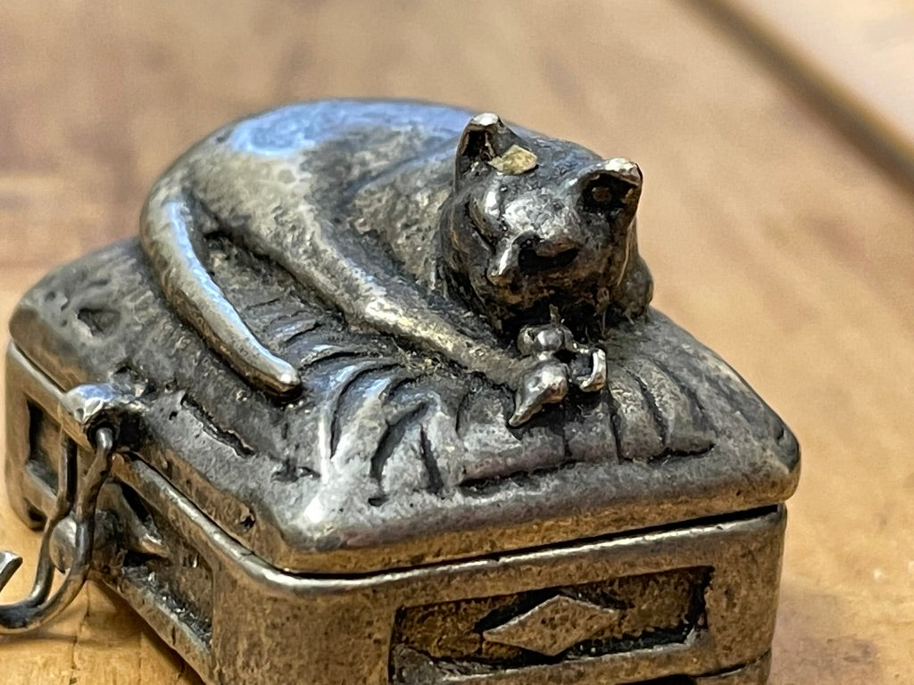 Vintage Sleeping Cat Ring Box • Silver Toned Figural Jewelry Box • Hinged Keepsake Box