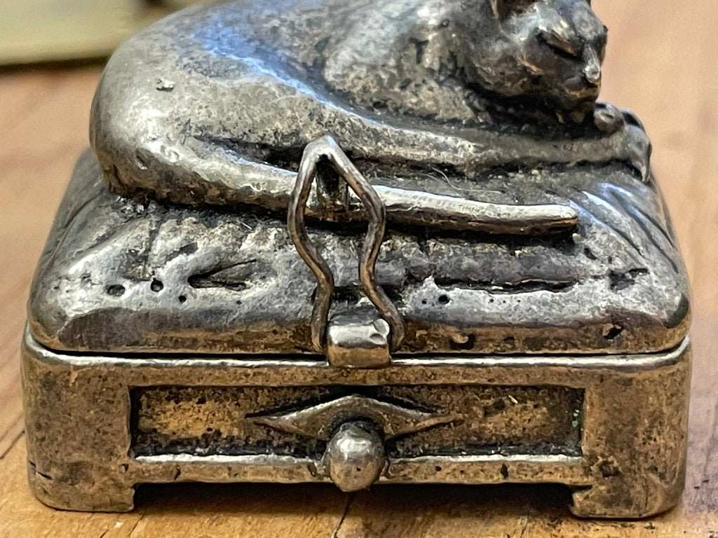 Vintage Sleeping Cat Ring Box • Silver Toned Figural Jewelry Box • Hinged Keepsake Box