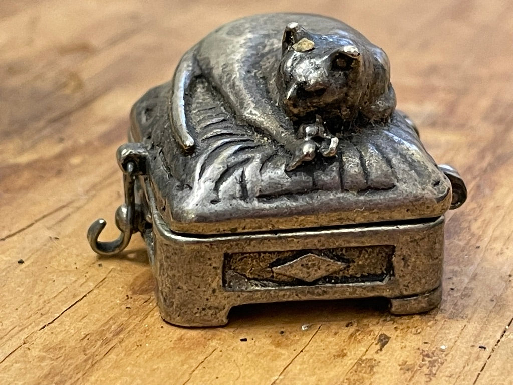 Vintage Sleeping Cat Ring Box • Silver Toned Figural Jewelry Box • Hinged Keepsake Box