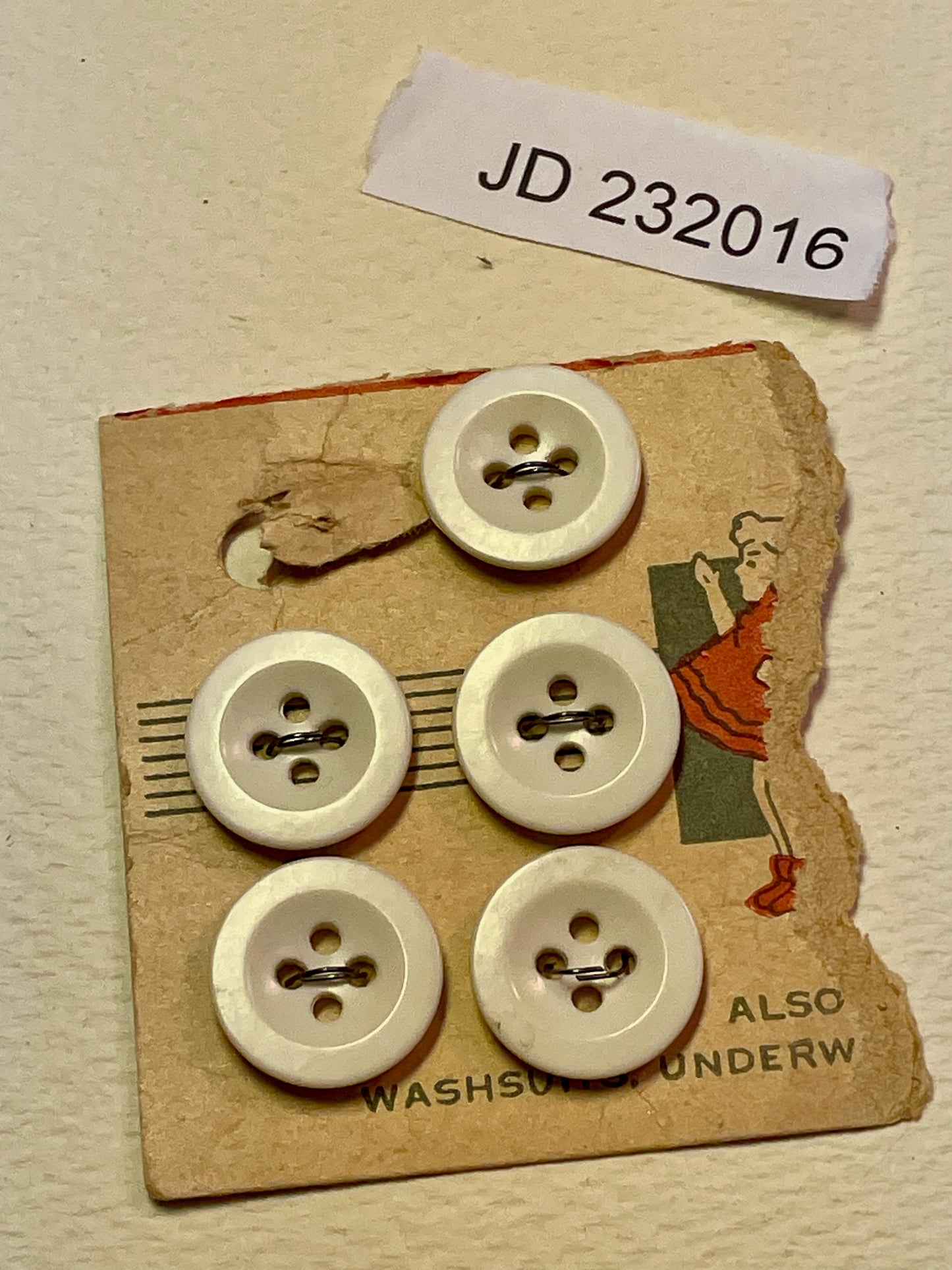 5 white 1940s vtg plastic buttons | 4 hole flat | size 19/0.47" | new old stock