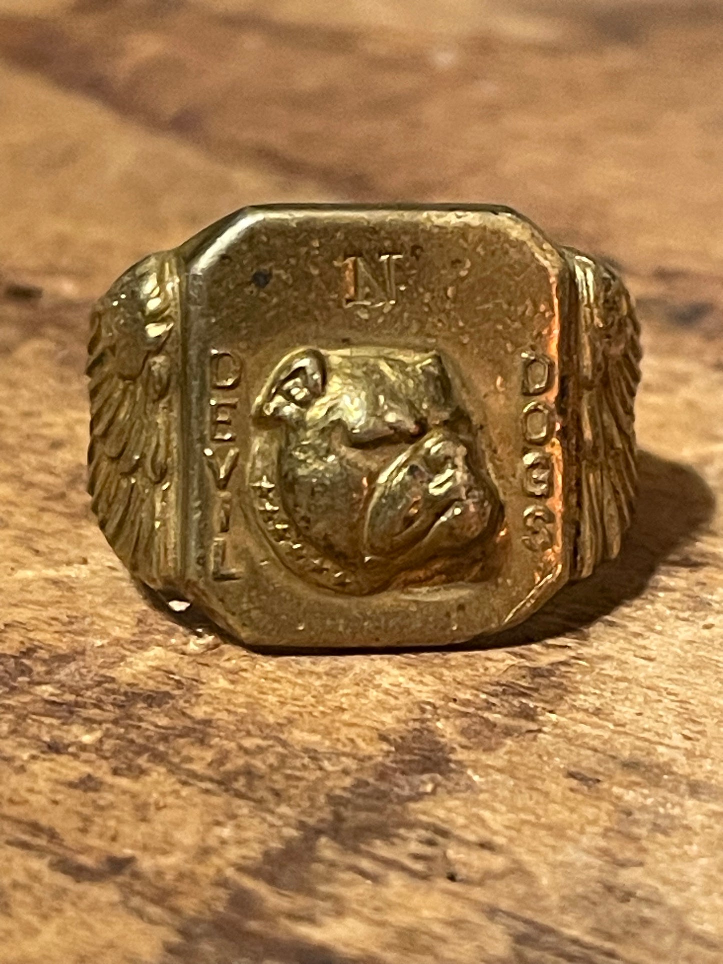 1935 Quaker Cereal Devil Dogs of the Air Bulldog Ring Initial N