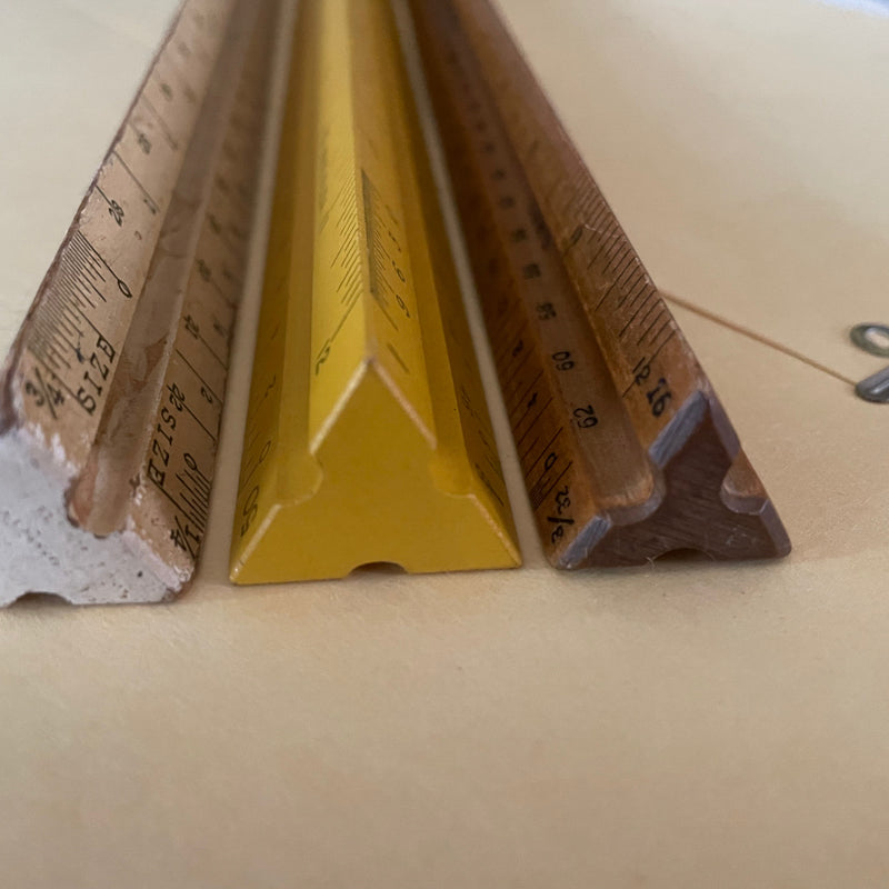 Vintage TRIANGULAR Engineer Scale wooden Ruler K & E 8893 Scale 10