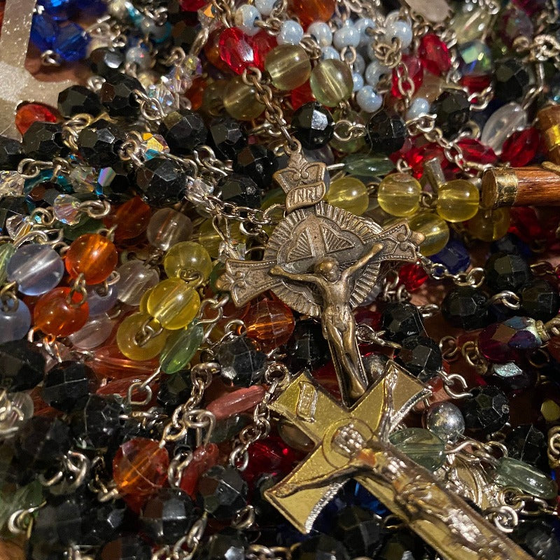 Kitschy rosary / vintage Catholica / glass wood stone chain plastic / Jesus Mary cross relic