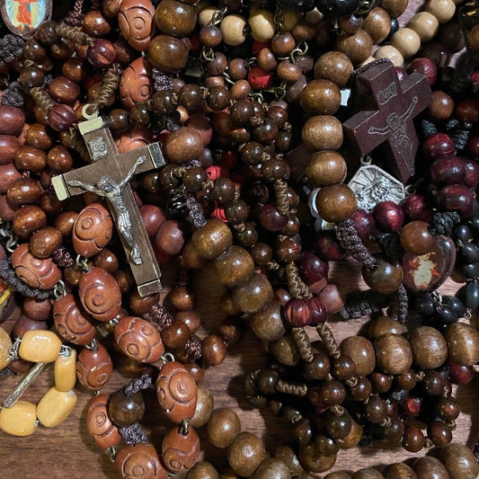 Kitschy rosary / vintage Catholica / glass wood stone chain plastic / Jesus Mary cross relic