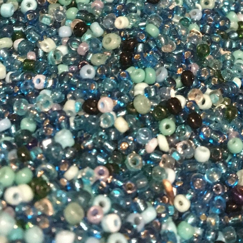 Glass Seed Beads (2-3mm vintage & rescued mix)