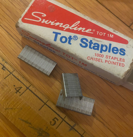 Tot 50 staples - qty 250 NOS vintage Swingline (discontinued product)